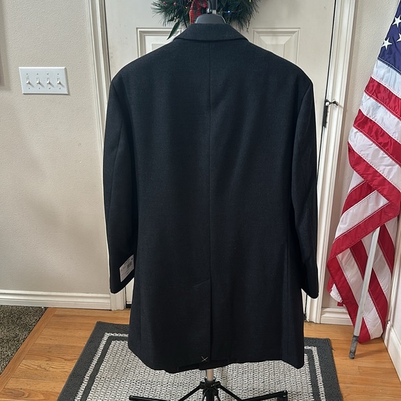 NWT Kenneth Cole Reaction Stylish luxe classic fit Overcoat. SZ 48 R (SKU B) - Picture 2 of 14